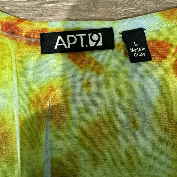 Apt. 9 Green, Blue, and Purple Short Sleeve V-Neck Top Size L - Picture 14 of 16